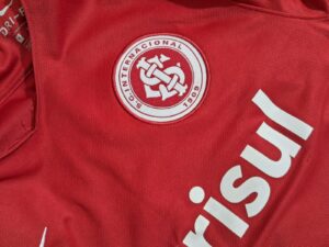 ERA HORA DE APOIO TOTAL DOS COLORADOS AO SEU CLUBE, À SUA PAIXÃO!